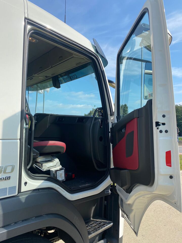 VOLVO FM430HP - Kamion cisterna: slika 5 VOLVO FM430HP - Kamion cisterna: slika 5