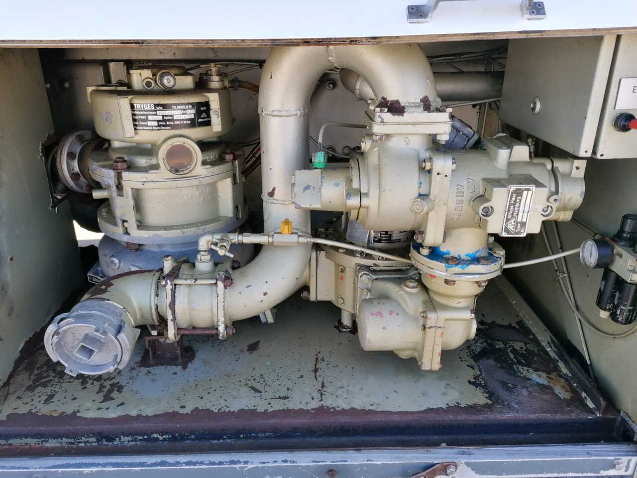 Volvo FMFH - Kamion cisterna: slika 2 Volvo FMFH - Kamion cisterna: slika 2