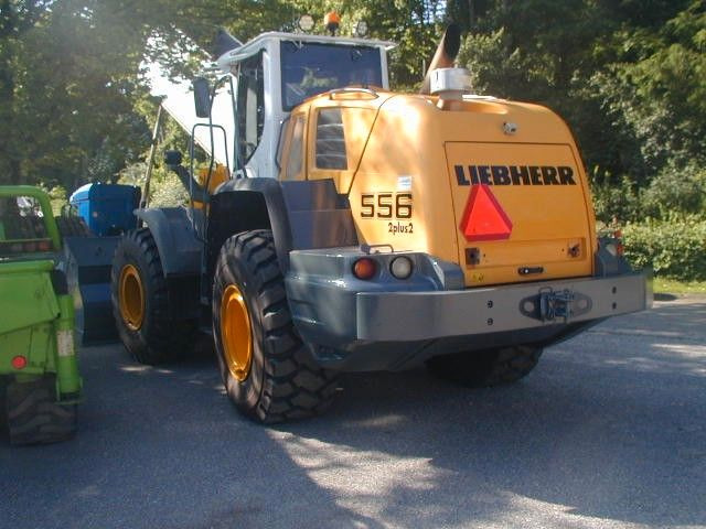 Liebherr L556 2plus2 - Utovarivač točkaš: slika 4 Liebherr L556 2plus2 - Utovarivač točkaš: slika 4