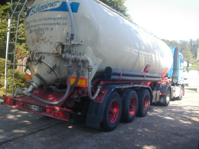 Spitzer 63 - Silo cisterna: slika 2 Spitzer 63 - Silo cisterna: slika 2