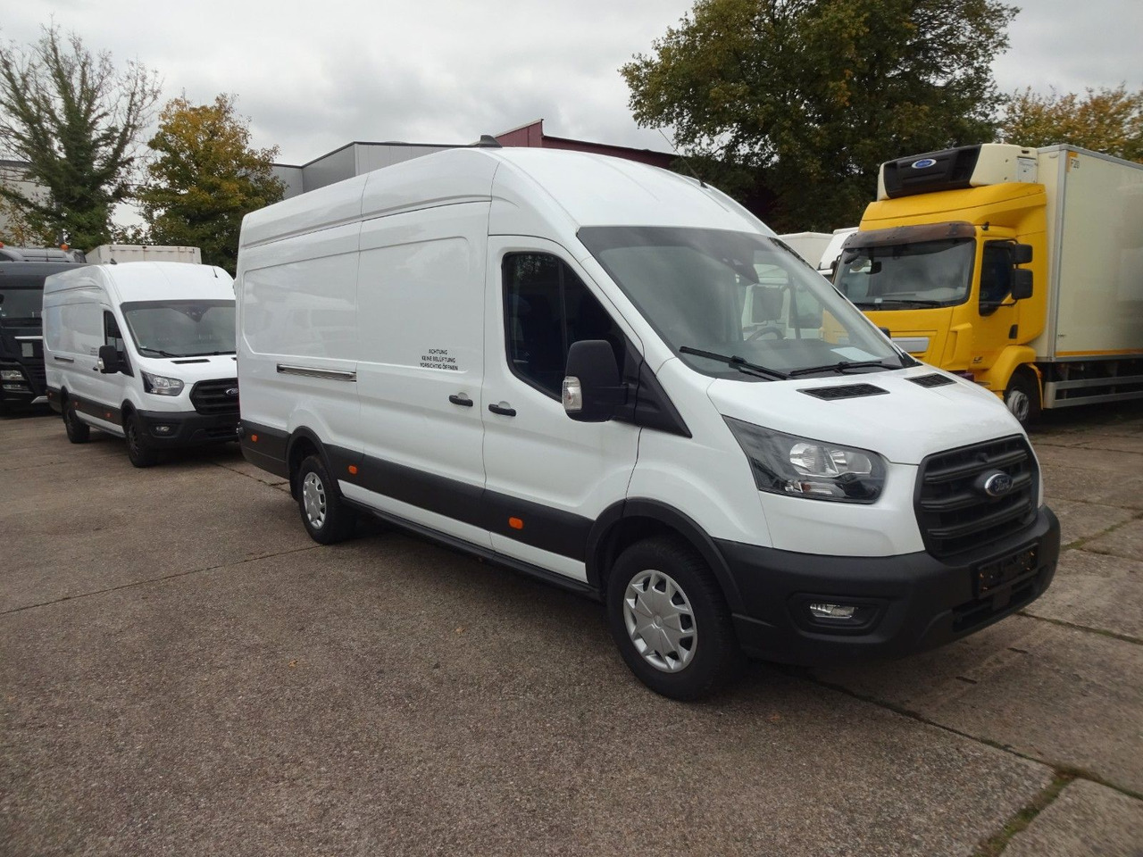 Ford Transit Kasten L4H2, Klima, Tempomat, Kamera - Furgon: slika 3 Ford Transit Kasten L4H2, Klima, Tempomat, Kamera - Furgon: slika 3