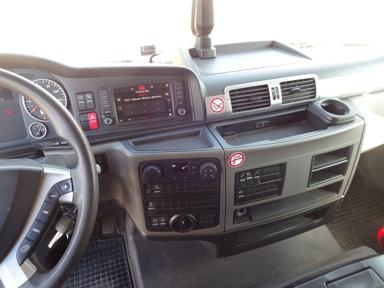 Dostavno vozilo sa zatvorenim sandukom MAN TGL 8.190, LBW, Luft, Tempomat, Standheizung: slika 19