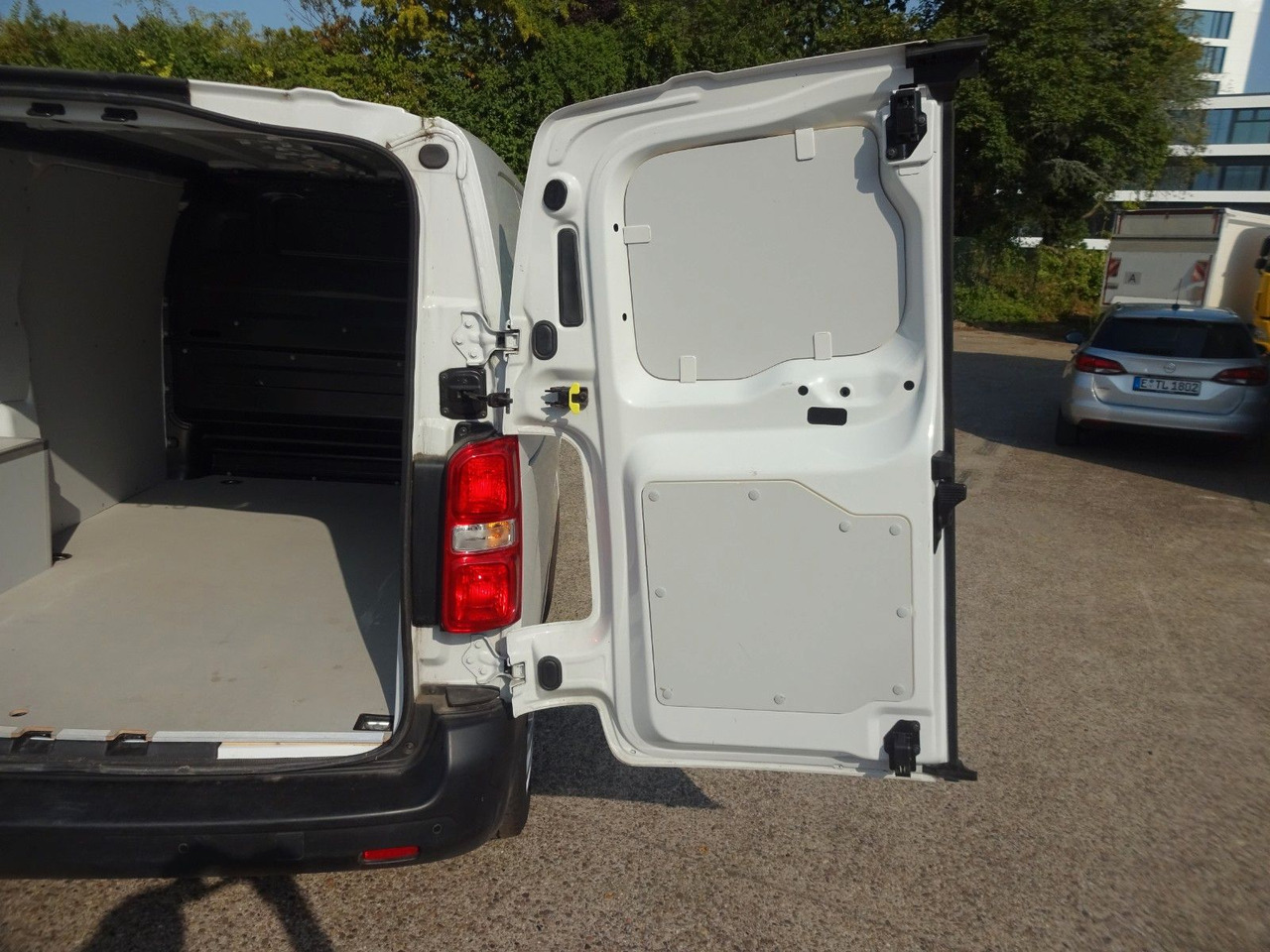 Mali kombi Opel Vivaro Kasten L1H1, Klima, PDC,: slika 11