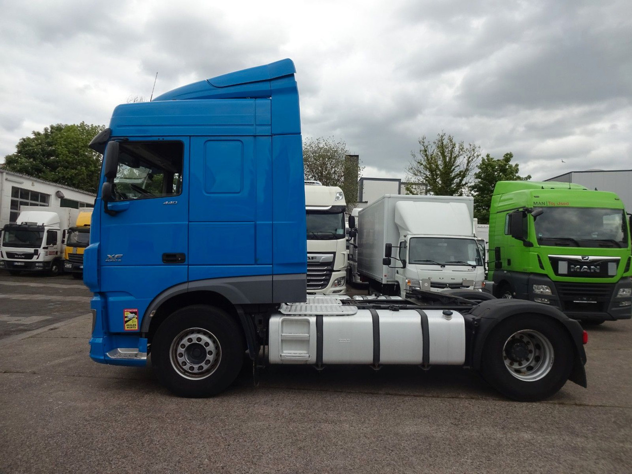 DAF XF 440, SC, Klima, 2 x Tank, Intarder, Standklim - Tegljač: slika 4 DAF XF 440, SC, Klima, 2 x Tank, Intarder, Standklim - Tegljač: slika 4