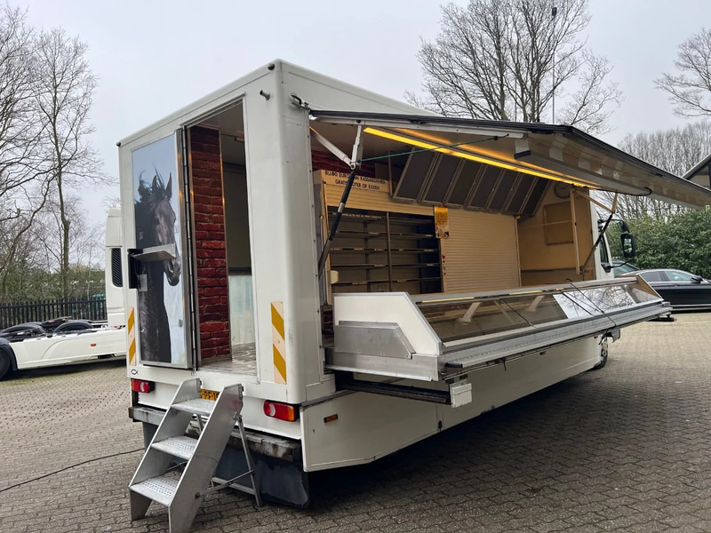 DAF LF 180 4X2 Verkoopopbouw/Verkaufsaufbau +Koeling Hydraulisch uitklapbaar - Hrana kamion: slika 2 DAF LF 180 4X2 Verkoopopbouw/Verkaufsaufbau +Koeling Hydraulisch uitklapbaar - Hrana kamion: slika 2