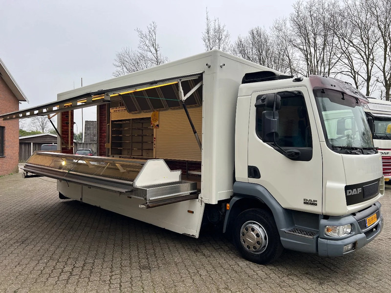 DAF LF 180 4X2 Verkoopopbouw/Verkaufsaufbau +Koeling Hydraulisch uitklapbaar - Hrana kamion: slika 1 DAF LF 180 4X2 Verkoopopbouw/Verkaufsaufbau +Koeling Hydraulisch uitklapbaar - Hrana kamion: slika 1