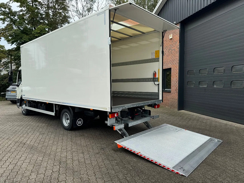 DAF LF 210 FA 6.1M Bakwagen NIEUW, Volledige garantie 3 jaar, Laadklep - Airco - Vangmuil - Kamion sa zatvorenim sandukom: slika 4 DAF LF 210 FA 6.1M Bakwagen NIEUW, Volledige garantie 3 jaar, Laadklep - Airco - Vangmuil - Kamion sa zatvorenim sandukom: slika 4