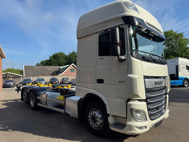 DAF XF 480 6X2 SSC FAR BDF Retarder 2x AHK 7.82 Multiwechseler - Kamion za prevoz kontejnera/ Kamion sa promenjivim sandukom: slika 2 DAF XF 480 6X2 SSC FAR BDF Retarder 2x AHK 7.82 Multiwechseler - Kamion za prevoz kontejnera/ Kamion sa promenjivim sandukom: slika 2