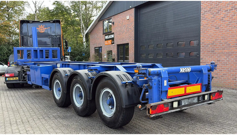 Hendricks 20ft container Kippchassis 24V hydraulic Self support! - Poluprikolica za prevoz kontejnera/ Poluprikolica sa promenjivim sandukom: slika 4 Hendricks 20ft container Kippchassis 24V hydraulic Self support! - Poluprikolica za prevoz kontejnera/ Poluprikolica sa promenjivim sandukom: slika 4