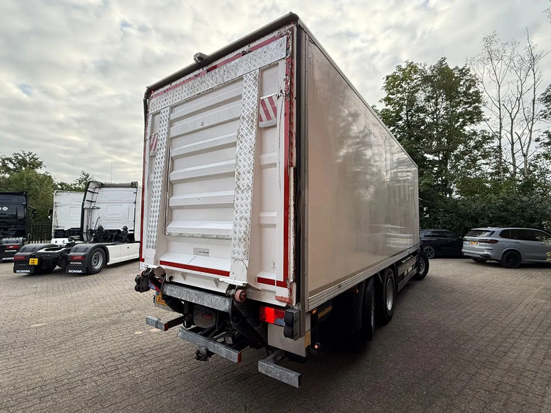MAN TGS 26.320 EEV Koffer Stuuras AHK 3.000KG LBW 370.859 KM! NL Truck - Kamion sa zatvorenim sandukom: slika 3 MAN TGS 26.320 EEV Koffer Stuuras AHK 3.000KG LBW 370.859 KM! NL Truck - Kamion sa zatvorenim sandukom: slika 3