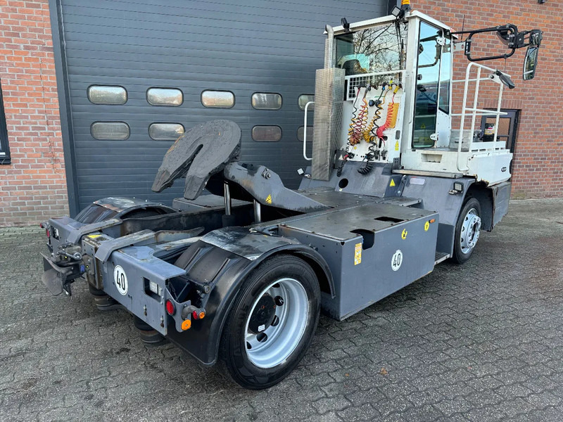Terminalni traktor Mafi T225D T225D Rangeertrekker met Kenteken & vangmuil!: slika 8 Terminalni traktor Mafi T225D T225D Rangeertrekker met Kenteken & vangmuil!: slika 8
