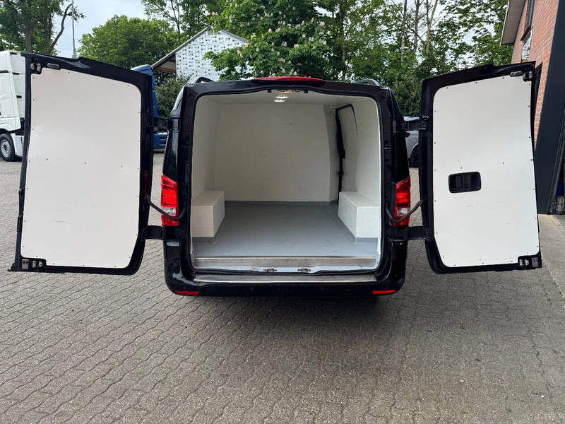 Mercedes-Benz Vito 114 CDI AUT Lang Airco Navi Leder Isolierte kasten APK 02/2026 261.710KM - Mali kombi: slika 5 Mercedes-Benz Vito 114 CDI AUT Lang Airco Navi Leder Isolierte kasten APK 02/2026 261.710KM - Mali kombi: slika 5