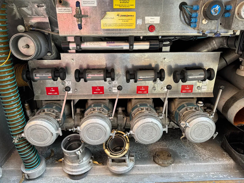 ROHR FUEL Kraftstoff Benzin/Diesel 26.000L 4 Rooms ADR Pump - Prikolica za poljoprivredu: slika 5 ROHR FUEL Kraftstoff Benzin/Diesel 26.000L 4 Rooms ADR Pump - Prikolica za poljoprivredu: slika 5