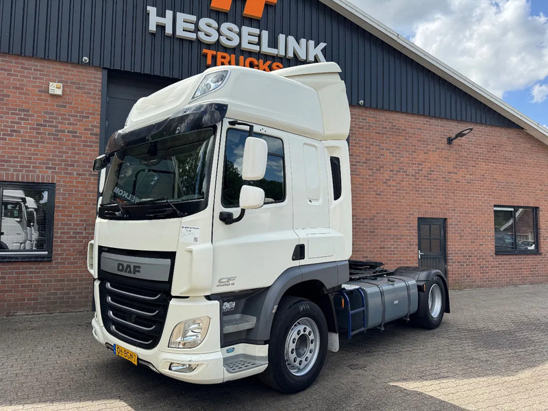 DAF CF 370 4X2 Space Cab Side ACC APK 10/2025 NL Truck - Tegljač: slika 1 DAF CF 370 4X2 Space Cab Side ACC APK 10/2025 NL Truck - Tegljač: slika 1