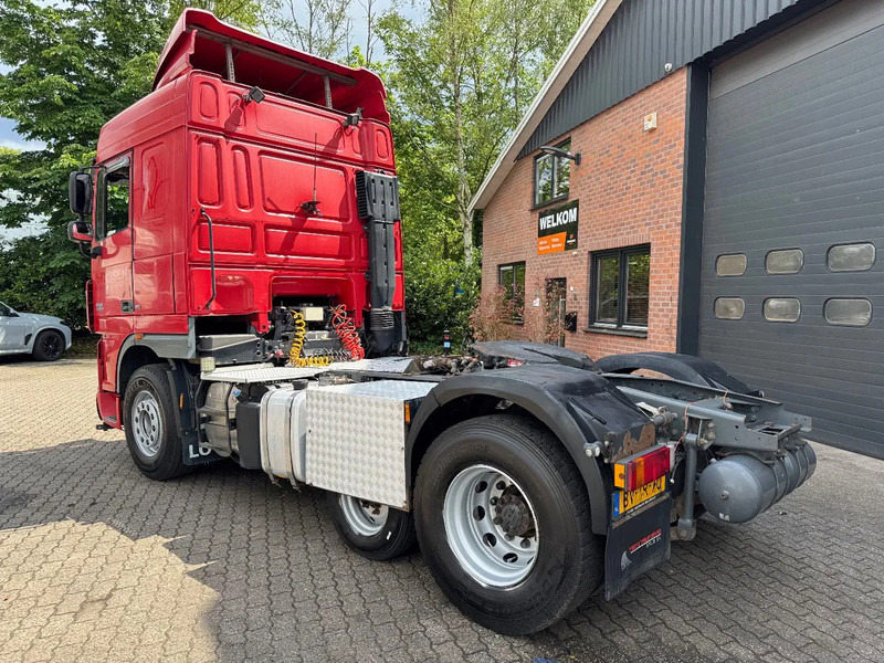 DAF XF 105.460 6X2 Midlift Hydrauliek Airco NL Truck - Tegljač: slika 4 DAF XF 105.460 6X2 Midlift Hydrauliek Airco NL Truck - Tegljač: slika 4
