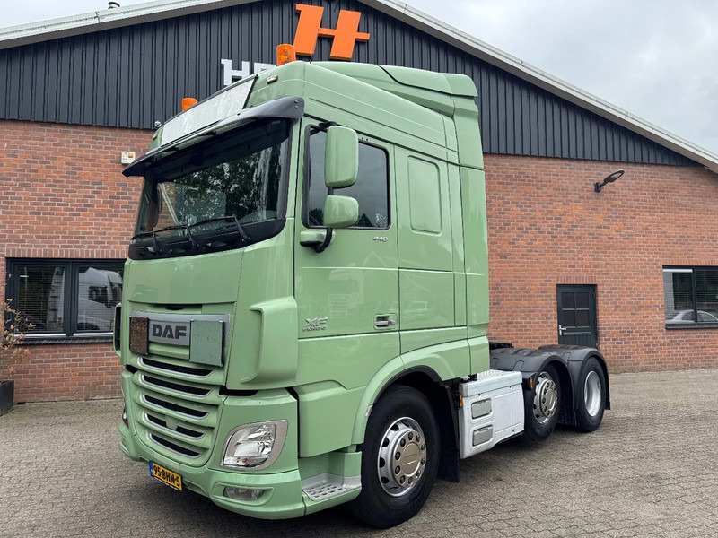 DAF XF 440 6X2 FTG Space Cab Standairco NL truck - Tegljač: slika 1 DAF XF 440 6X2 FTG Space Cab Standairco NL truck - Tegljač: slika 1