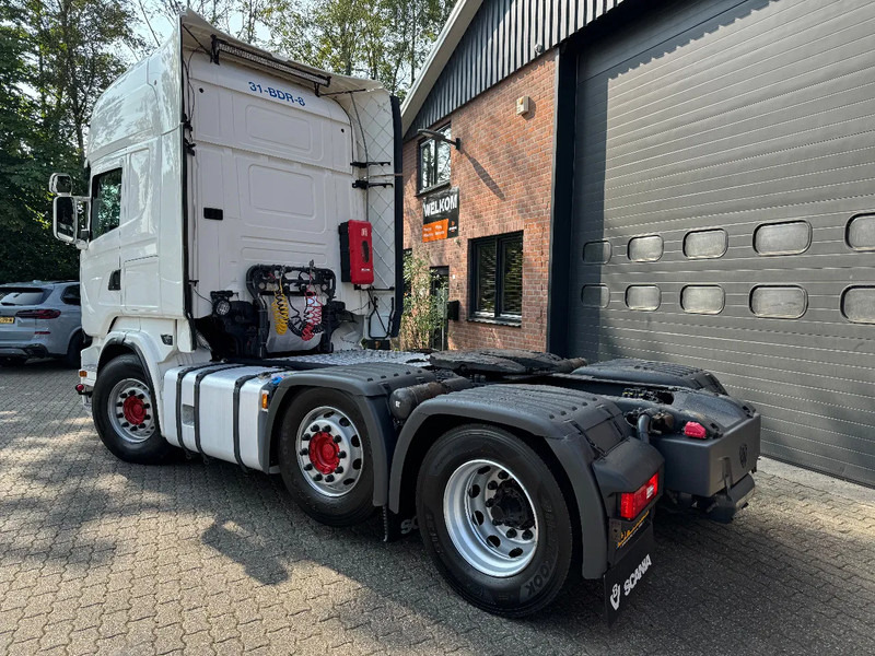 Scania R520 V8 6X2 Topline Retarder 2x tank NL Truck - Tegljač: slika 4 Scania R520 V8 6X2 Topline Retarder 2x tank NL Truck - Tegljač: slika 4