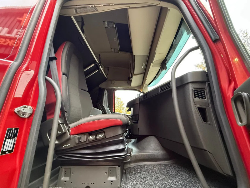 Tegljač Volvo FH 460 6X2 Globetrotter PTO Hydraulic NL Truck 738.390KM: slika 7