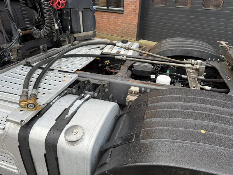 Tegljač Volvo FH 460 6X2 Globetrotter PTO Hydraulic NL Truck 738.390KM: slika 9