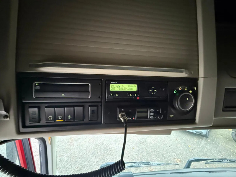 Tegljač Volvo FH 460 6X2 Globetrotter PTO Hydraulic NL Truck 738.390KM: slika 13