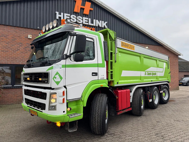 Terberg FM 2000 8X8 21m3 Isolated Hardox Manual gearbox NL truck - Istovarivač: slika 2 Terberg FM 2000 8X8 21m3 Isolated Hardox Manual gearbox NL truck - Istovarivač: slika 2