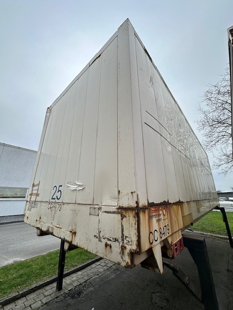 Krone BDF-System 7.45m, Heck Portaltüren, Doppelstock und Schlüssellochbleche - Promenjivo telo - sanduk: slika 1 Krone BDF-System 7.45m, Heck Portaltüren, Doppelstock und Schlüssellochbleche - Promenjivo telo - sanduk: slika 1