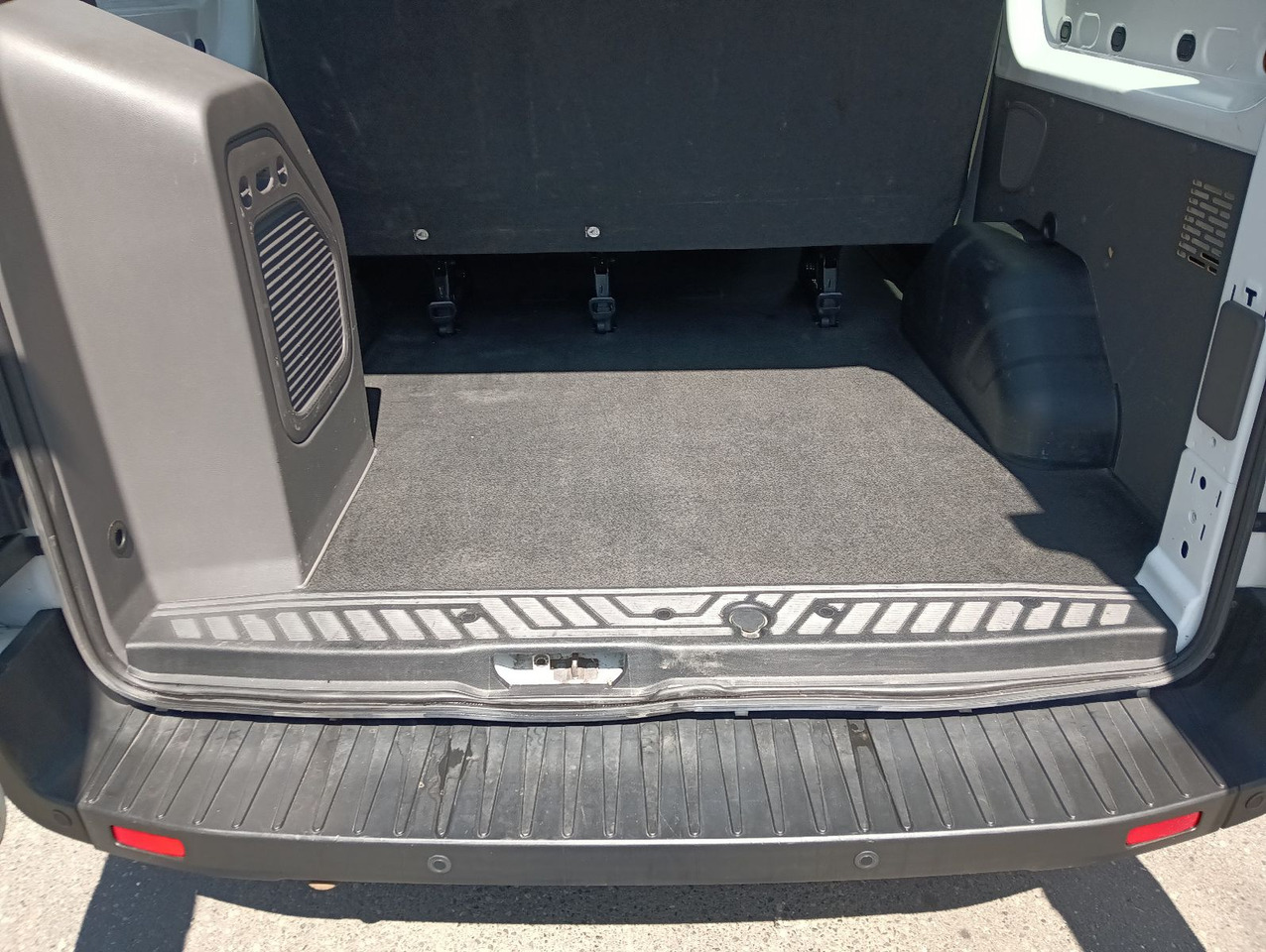 Putnički kombi, Dostavno vozilo sa duplom kabinom Ford Transit Kombi 350 L2 Trend 9-Sitzer 2xHeizung/Kl: slika 22