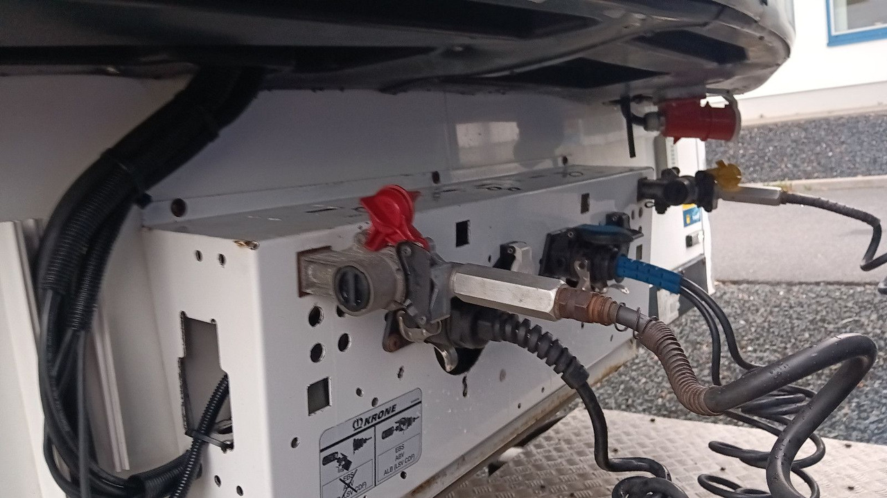 Poluprikolica sa zatvorenim sandukom Krone SDR27eL4 ThermoKing SLX300 5777h Blumenbr Doppel: slika 15 Poluprikolica sa zatvorenim sandukom Krone SDR27eL4 ThermoKing SLX300 5777h Blumenbr Doppel: slika 15