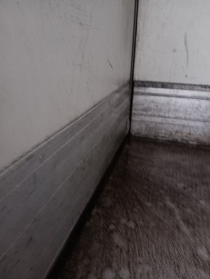 Poluprikolica sa zatvorenim sandukom Krone SDR27eL4 ThermoKing SLX300 5777h Blumenbr Doppel: slika 28 Poluprikolica sa zatvorenim sandukom Krone SDR27eL4 ThermoKing SLX300 5777h Blumenbr Doppel: slika 28