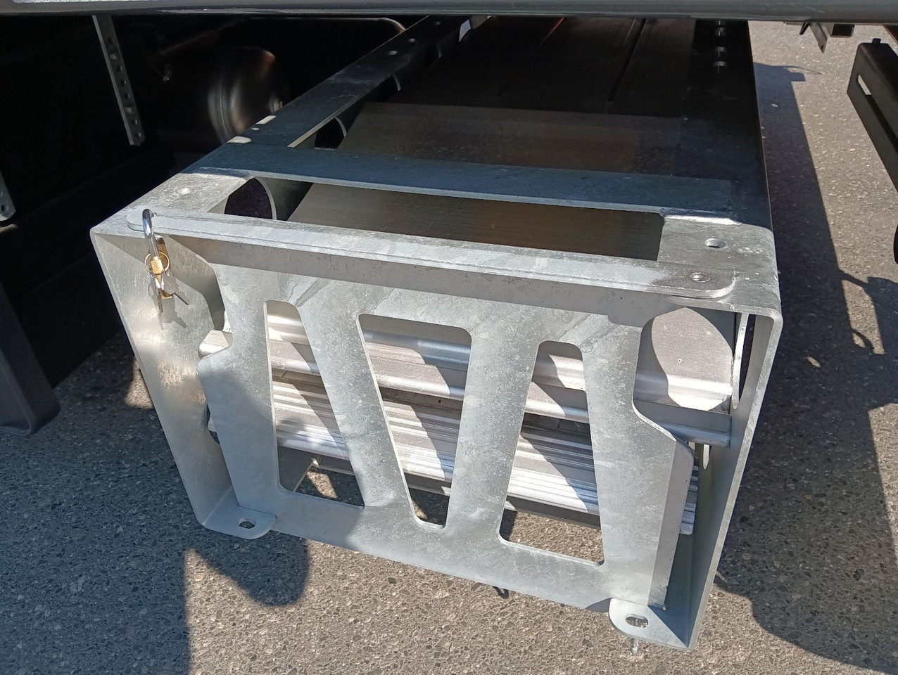 Lizing  Schwarzmüller 3Achs Tele Rampen TwistLock40+2x20"SAF Lenk+Lift Schwarzmüller 3Achs Tele Rampen TwistLock40+2x20"SAF Lenk+Lift: slika 19