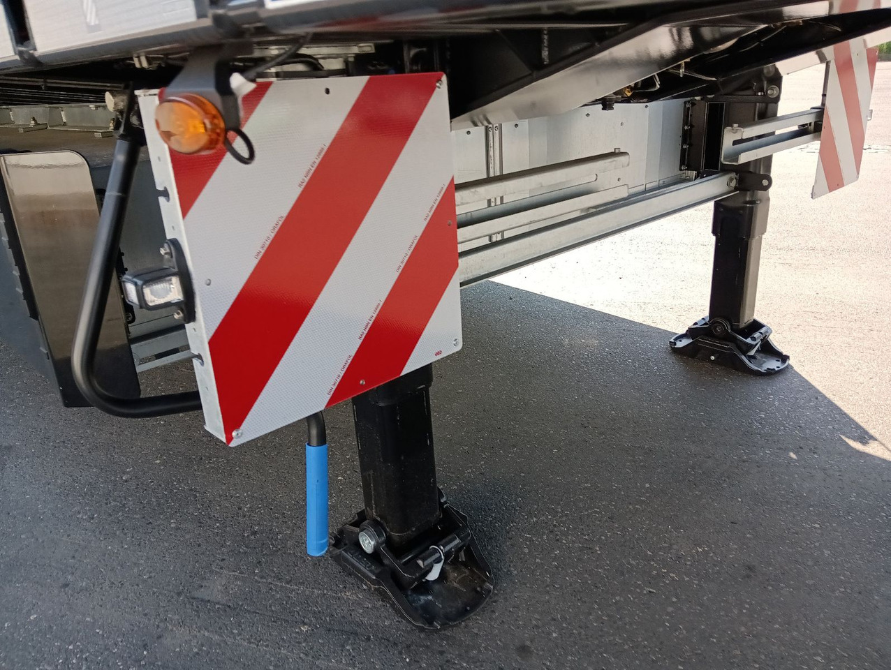 Lizing  Schwarzmüller 3Achs Tele Rampen TwistLock40+2x20"SAF Lenk+Lift Schwarzmüller 3Achs Tele Rampen TwistLock40+2x20"SAF Lenk+Lift: slika 29