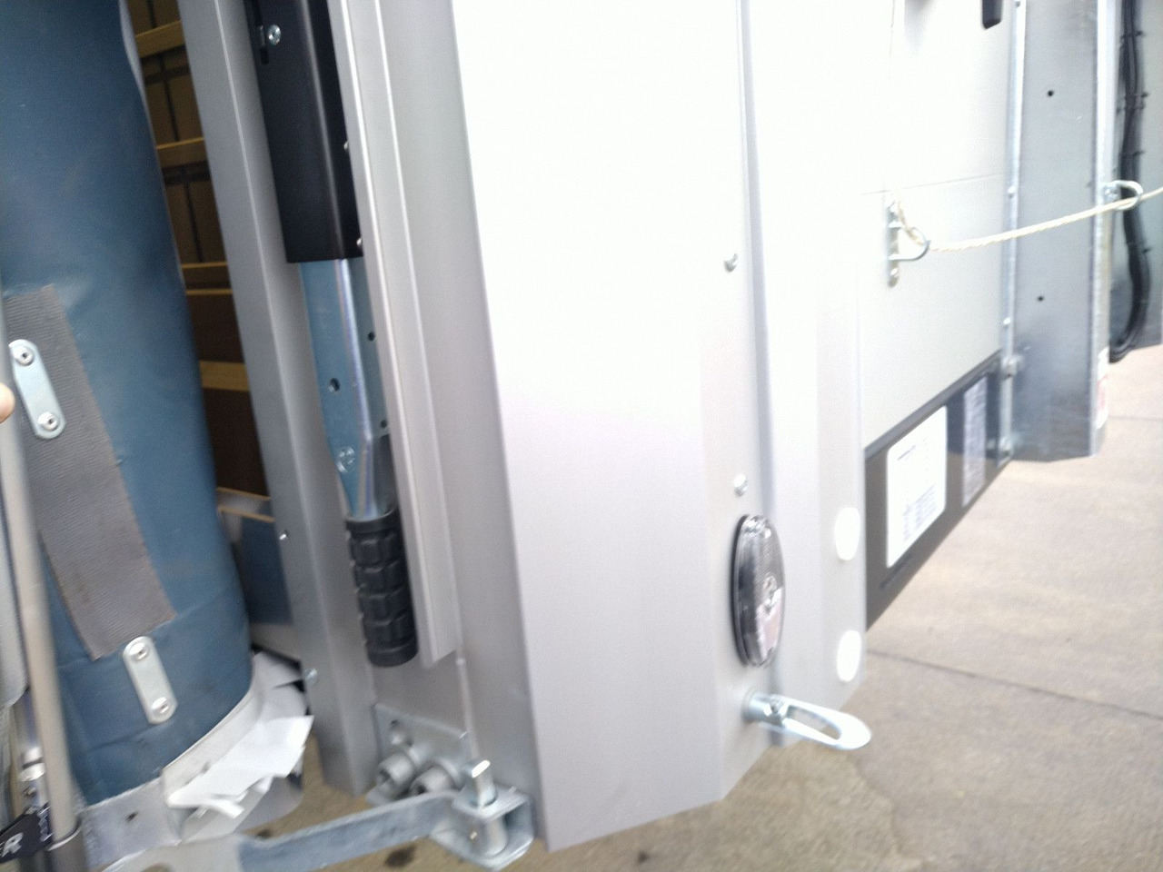 Novu Poluprikolica sa ceradom Schwarzmüller PowerLine LIFT/LENKACHSE HUBDACH 5880kg NEU Schwarzmüller PowerLine LIFT/LENKACHSE HUBDACH 5880kg NEU: slika 23