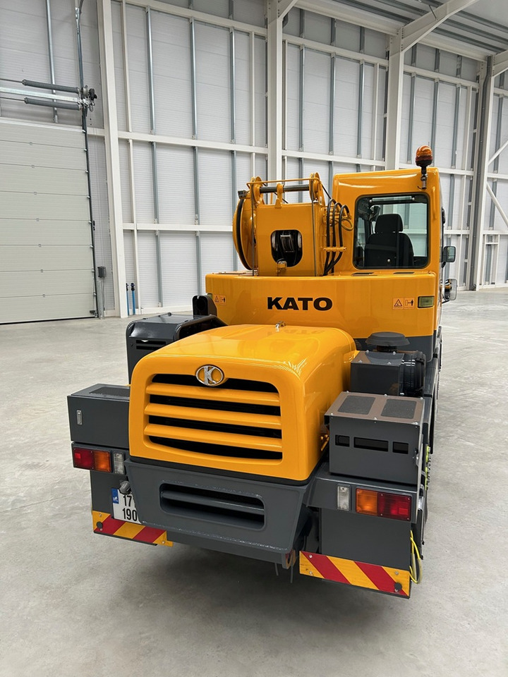 KATO CR-130Ri - 13 Ton City Crane in Excellent Condition - Autodizalica: slika 4 KATO CR-130Ri - 13 Ton City Crane in Excellent Condition - Autodizalica: slika 4