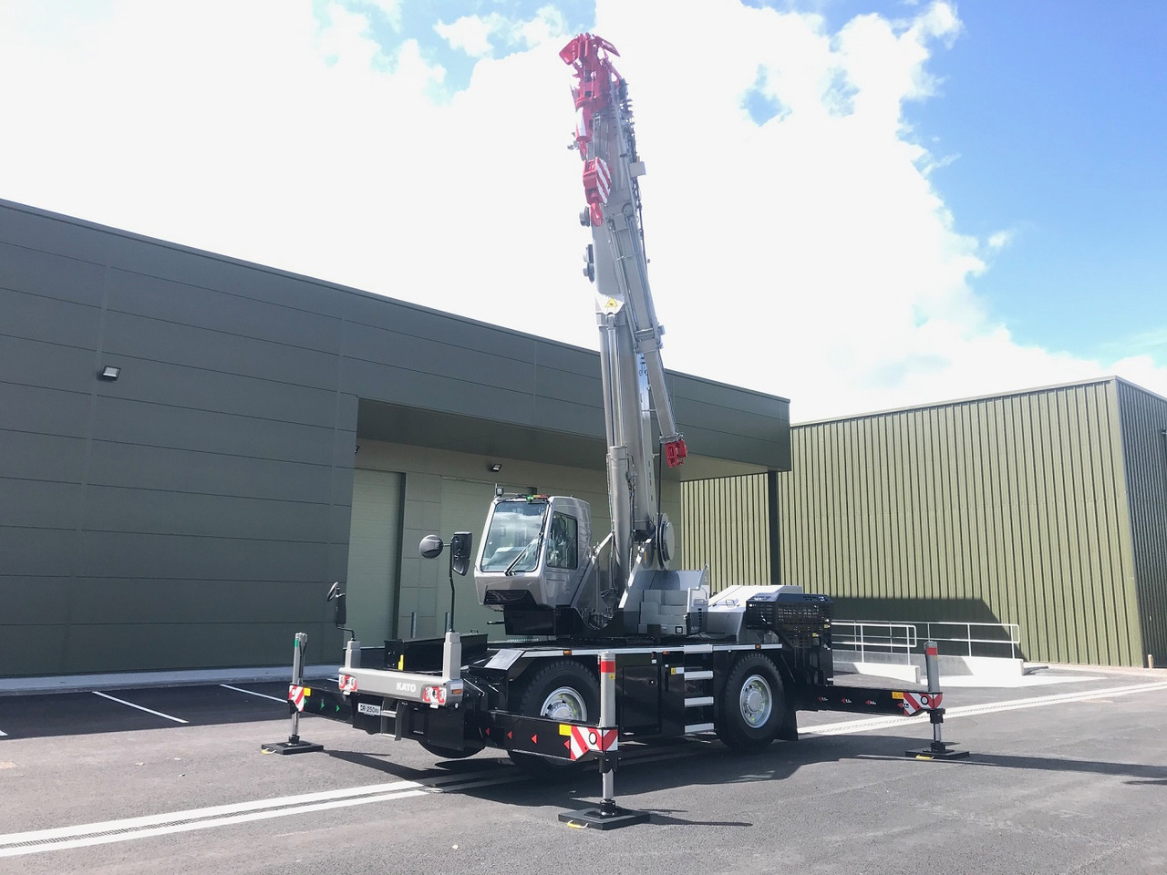 KATO CR-250Rv - 25 Ton City Crane - Autodizalica: slika 5 KATO CR-250Rv - 25 Ton City Crane - Autodizalica: slika 5
