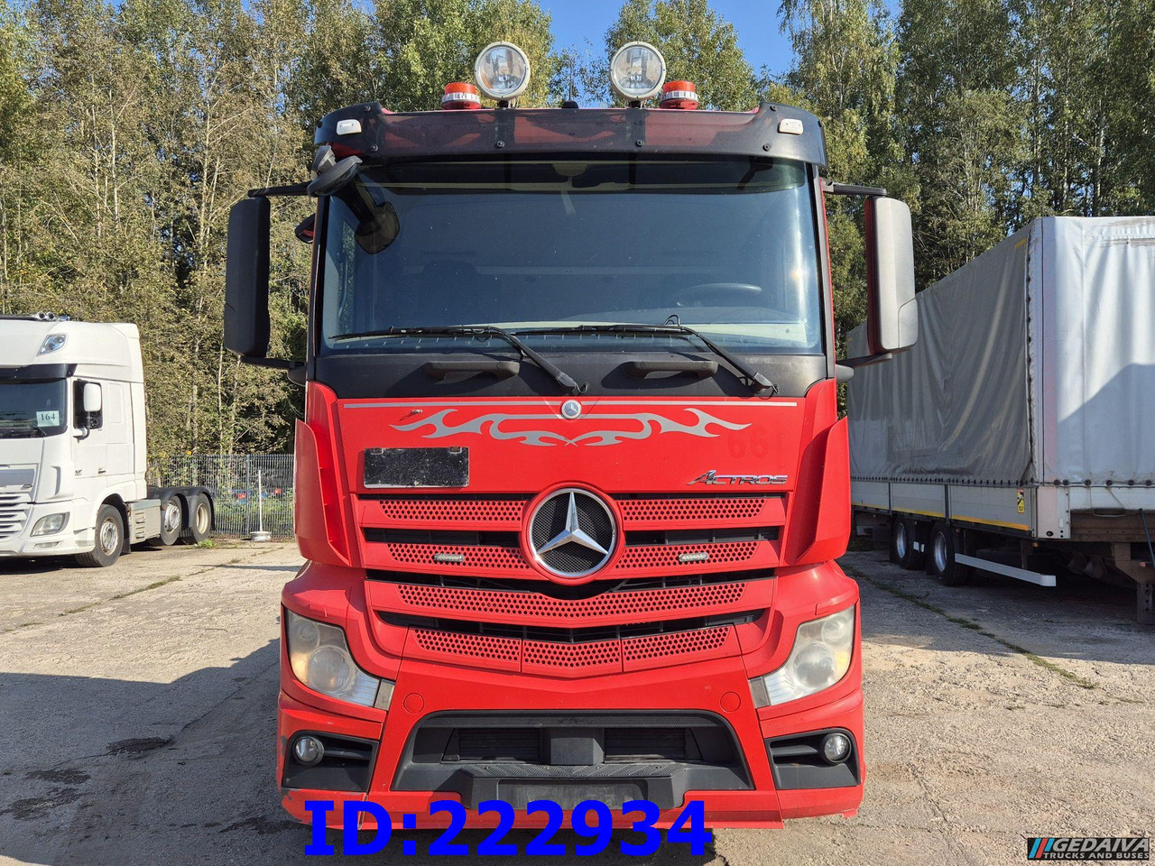 MERCEDES-BENZ Actros 2545 6x2 Euro5 - Kamion sa golom šasijom i zatvorenom kabinom: slika 2 MERCEDES-BENZ Actros 2545 6x2 Euro5 - Kamion sa golom šasijom i zatvorenom kabinom: slika 2