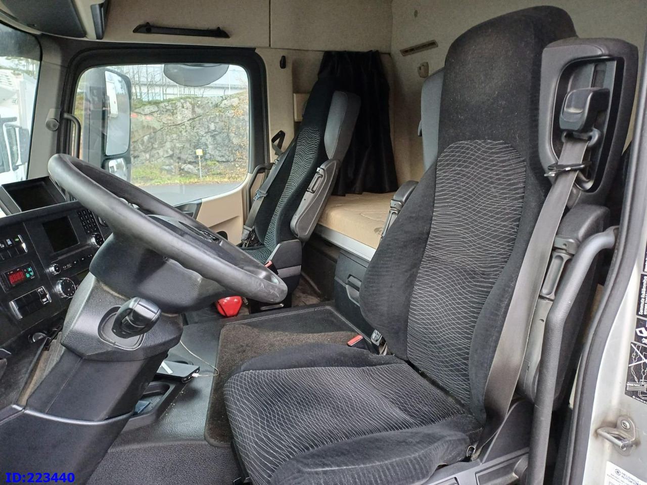 MERCEDES-BENZ Actros 2551 6x2 Euro6 - Hladnjača: slika 5 MERCEDES-BENZ Actros 2551 6x2 Euro6 - Hladnjača: slika 5