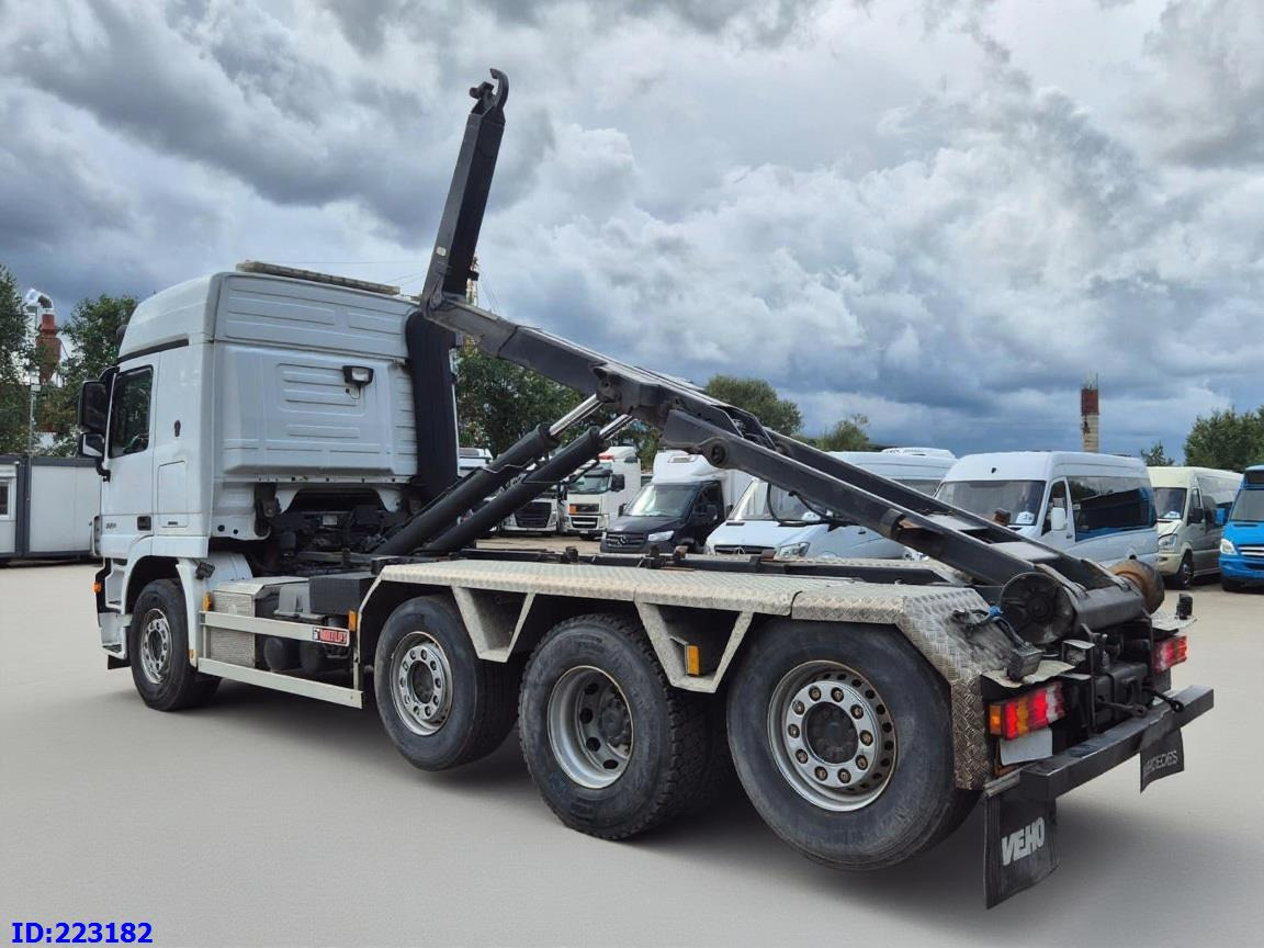 MERCEDES-BENZ Actros 2551 8x2 V8 Retarder - Kamion sa hidrauličnom kukom: slika 5 MERCEDES-BENZ Actros 2551 8x2 V8 Retarder - Kamion sa hidrauličnom kukom: slika 5