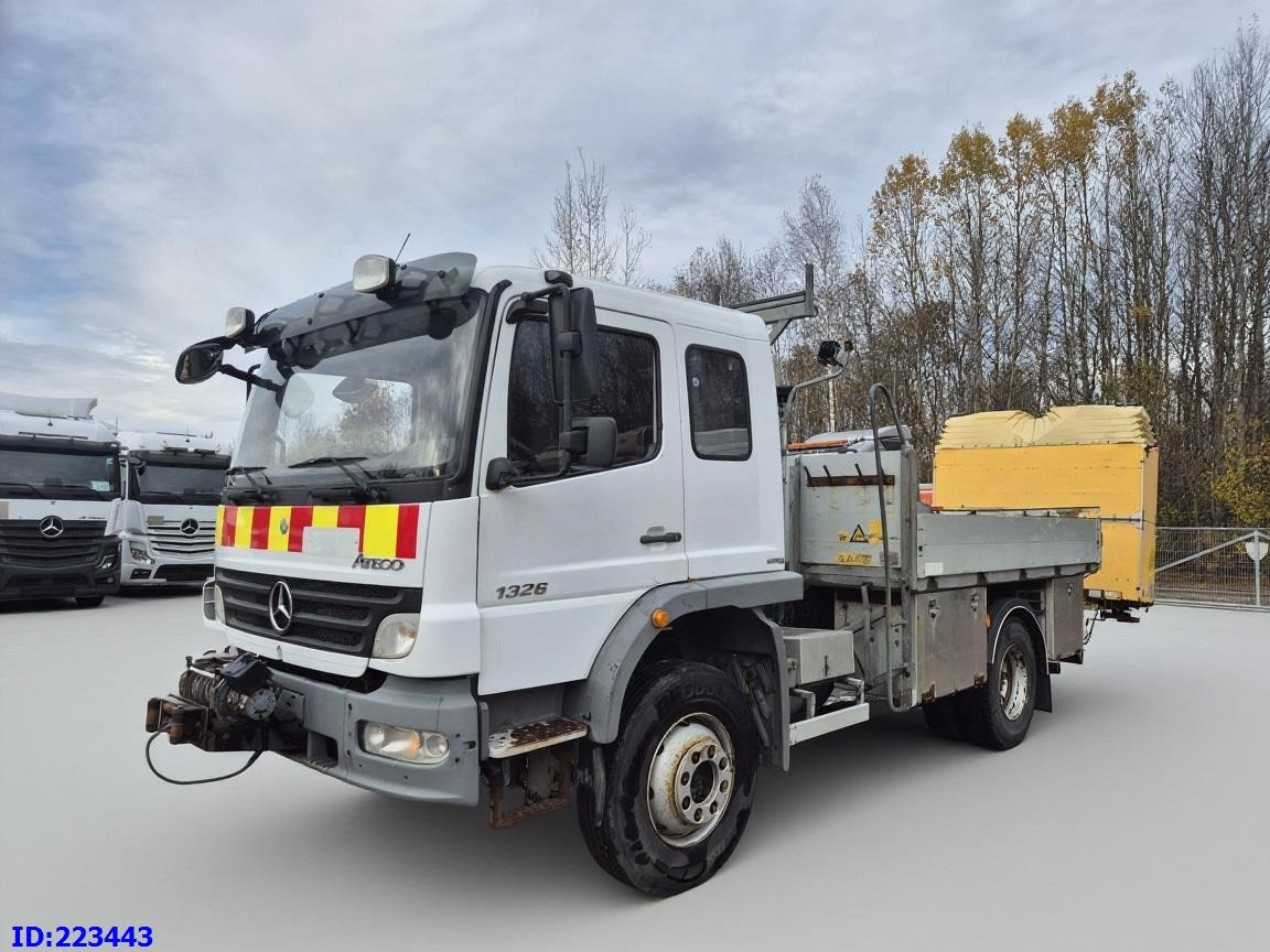 MERCEDES-BENZ Atego 1326 4×4 - Kamion sa tovarnim sandukom: slika 1 MERCEDES-BENZ Atego 1326 4×4 - Kamion sa tovarnim sandukom: slika 1