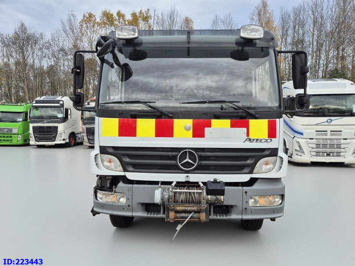 MERCEDES-BENZ Atego 1326 4×4 - Kamion sa tovarnim sandukom: slika 2 MERCEDES-BENZ Atego 1326 4×4 - Kamion sa tovarnim sandukom: slika 2