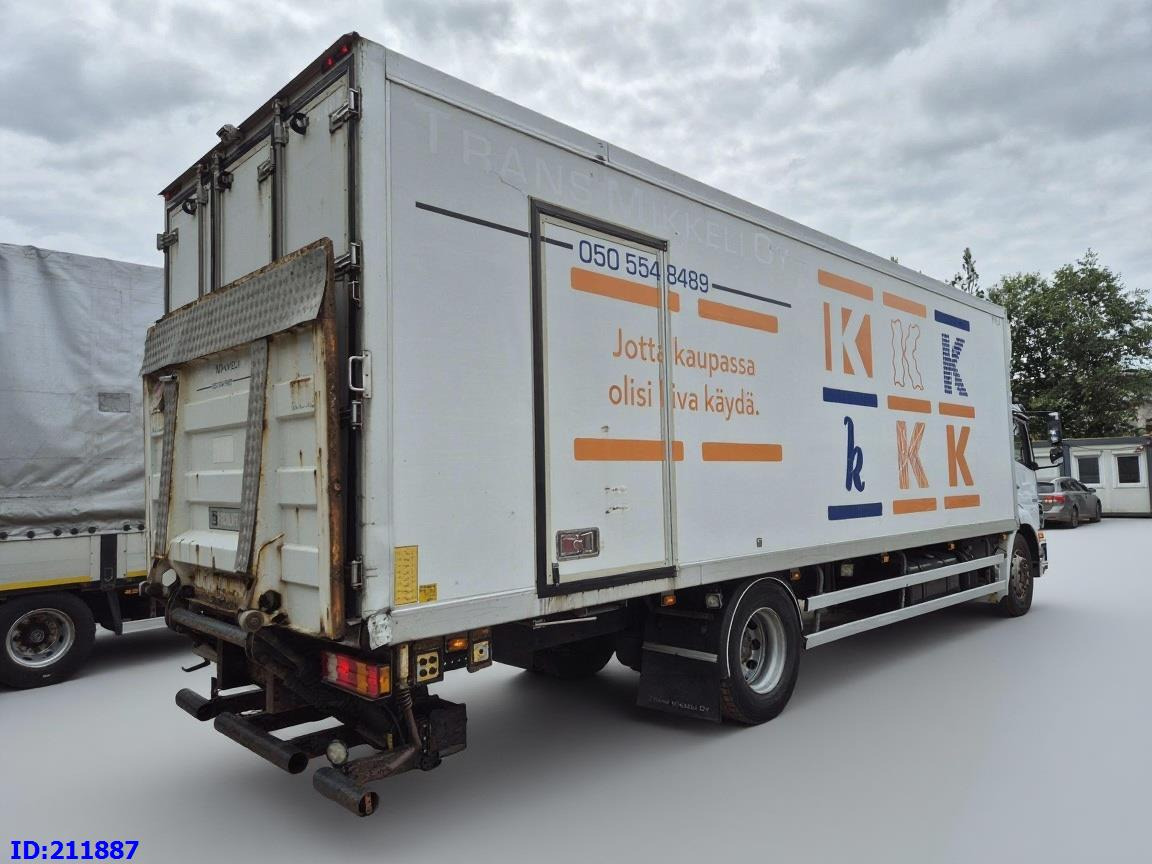 MERCEDES-BENZ Axor 1833 - Manual - Hladnjača: slika 5 MERCEDES-BENZ Axor 1833 - Manual - Hladnjača: slika 5