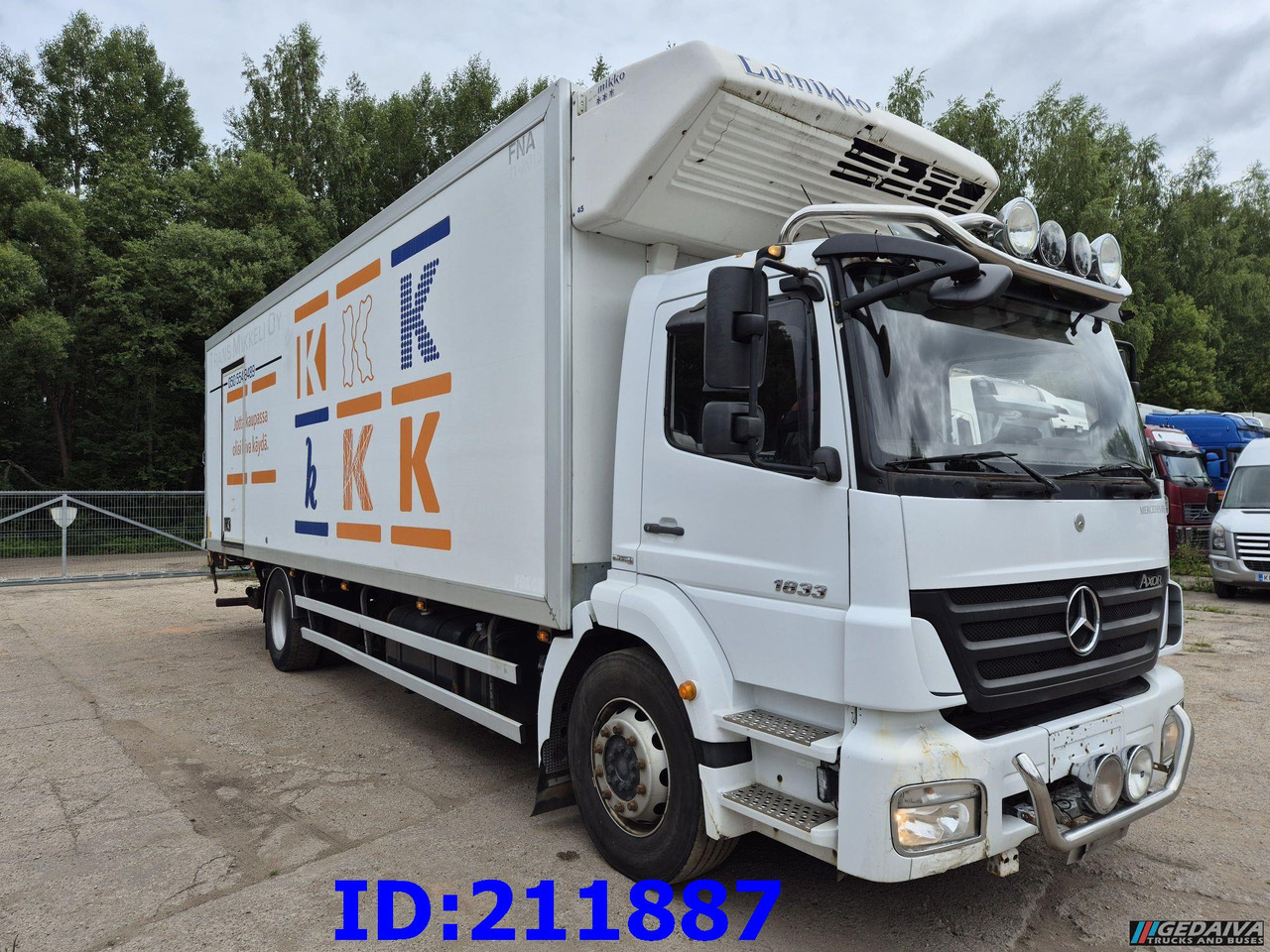 MERCEDES-BENZ Axor 1833 - Manual - Hladnjača: slika 3 MERCEDES-BENZ Axor 1833 - Manual - Hladnjača: slika 3