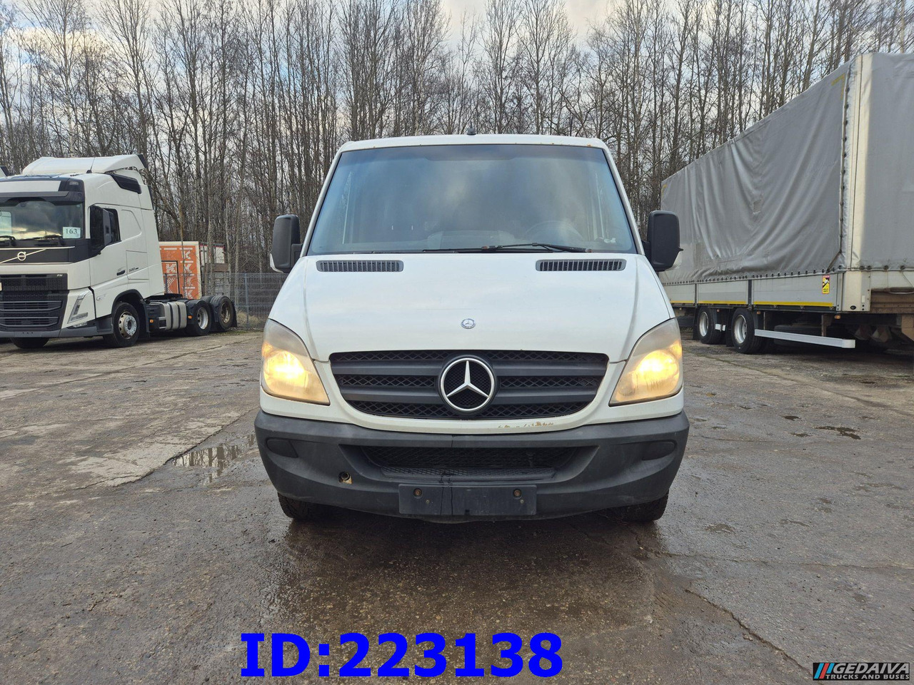 MERCEDES-BENZ Sprinter 213 - Euro5 - Turistički autobus: slika 2 MERCEDES-BENZ Sprinter 213 - Euro5 - Turistički autobus: slika 2