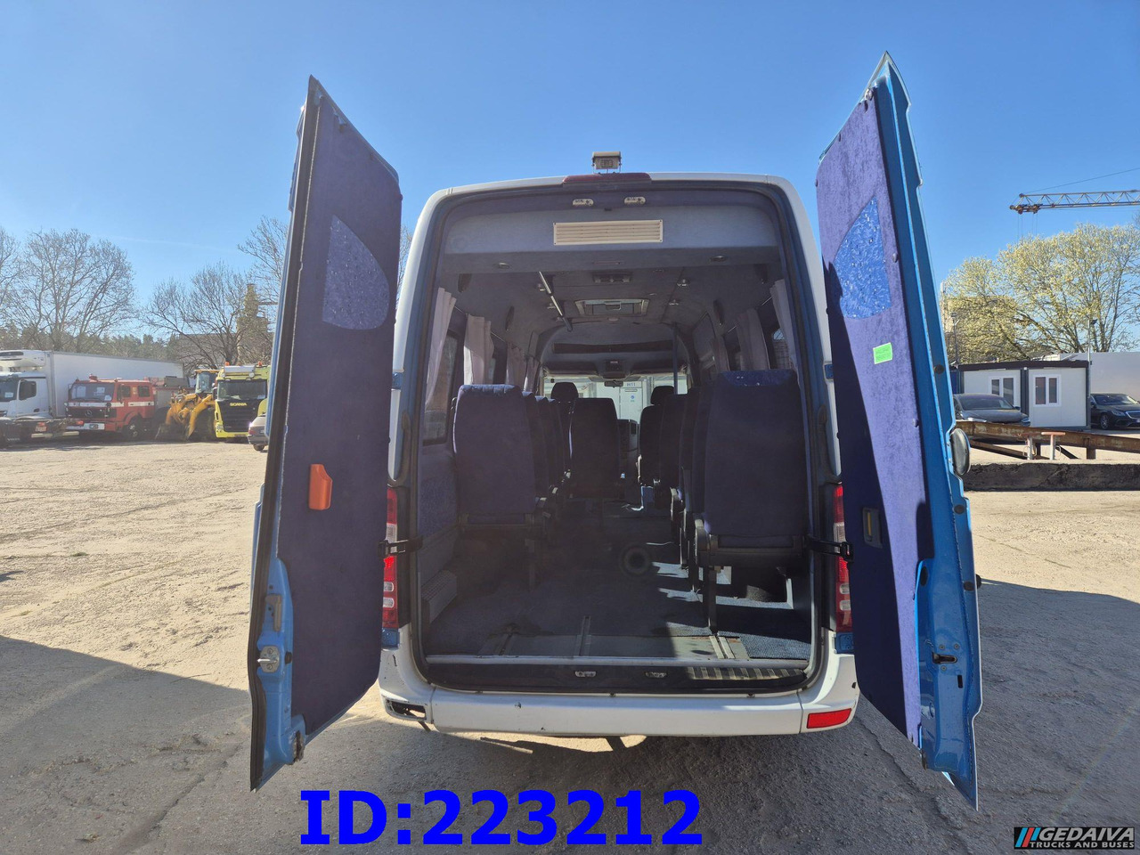 MERCEDES-BENZ Sprinter 316 VIP Euro5 - Turistički autobus: slika 5 MERCEDES-BENZ Sprinter 316 VIP Euro5 - Turistički autobus: slika 5