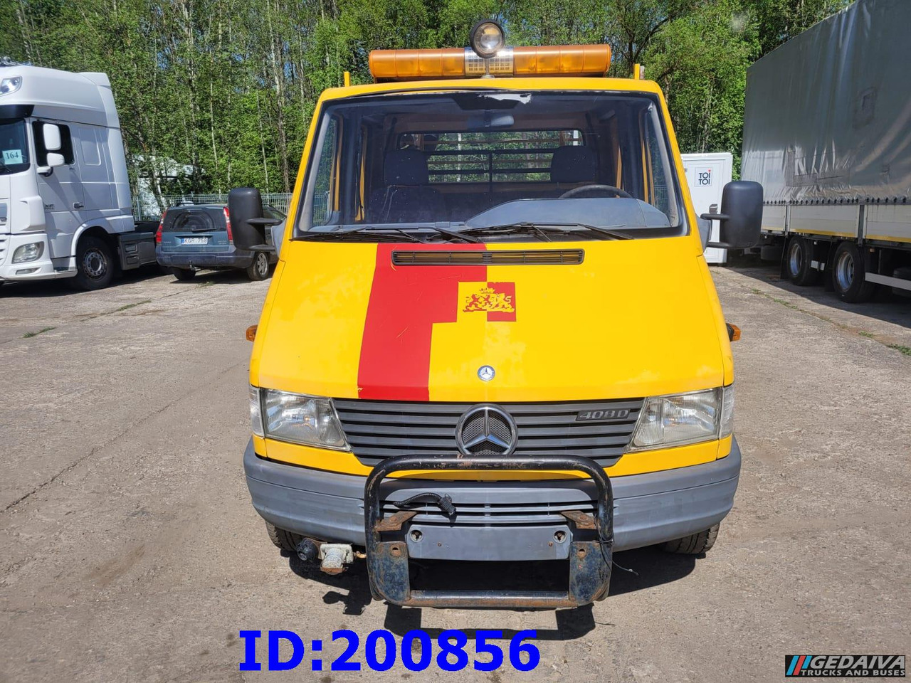 MERCEDES-BENZ Sprinter 408D - 5 Seater - Kamion sa tovarnim sandukom: slika 2 MERCEDES-BENZ Sprinter 408D - 5 Seater - Kamion sa tovarnim sandukom: slika 2