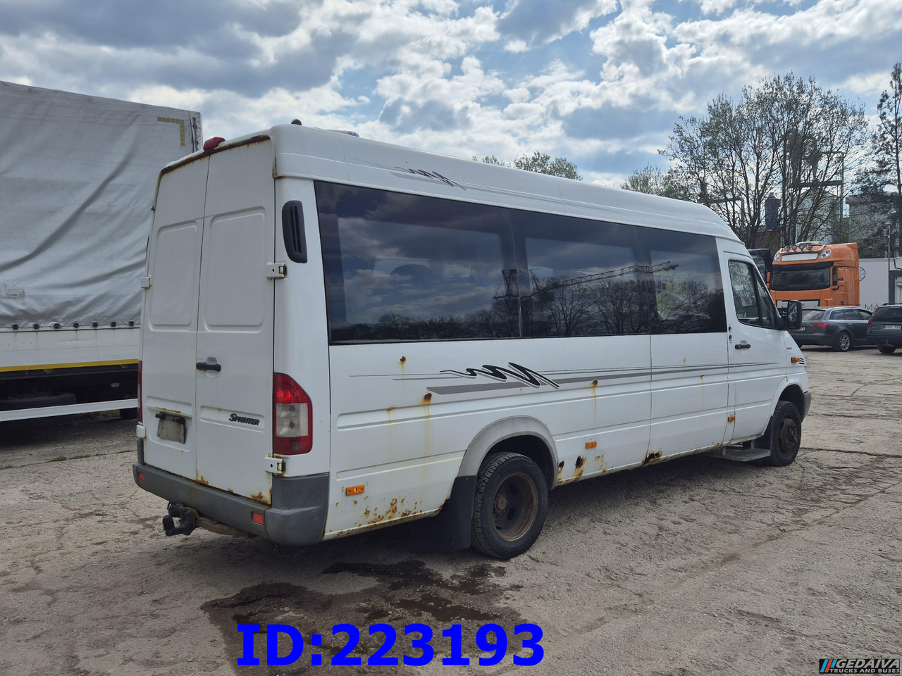MERCEDES-BENZ Sprinter 416 VIP AC 17-seater - Turistički autobus: slika 5 MERCEDES-BENZ Sprinter 416 VIP AC 17-seater - Turistički autobus: slika 5
