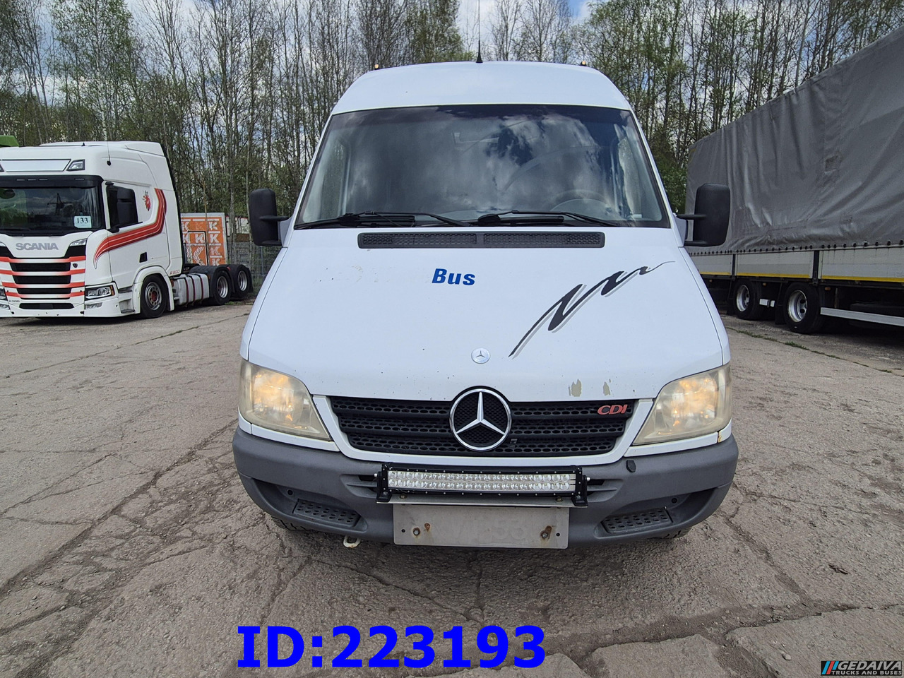 MERCEDES-BENZ Sprinter 416 VIP AC 17-seater - Turistički autobus: slika 2 MERCEDES-BENZ Sprinter 416 VIP AC 17-seater - Turistički autobus: slika 2