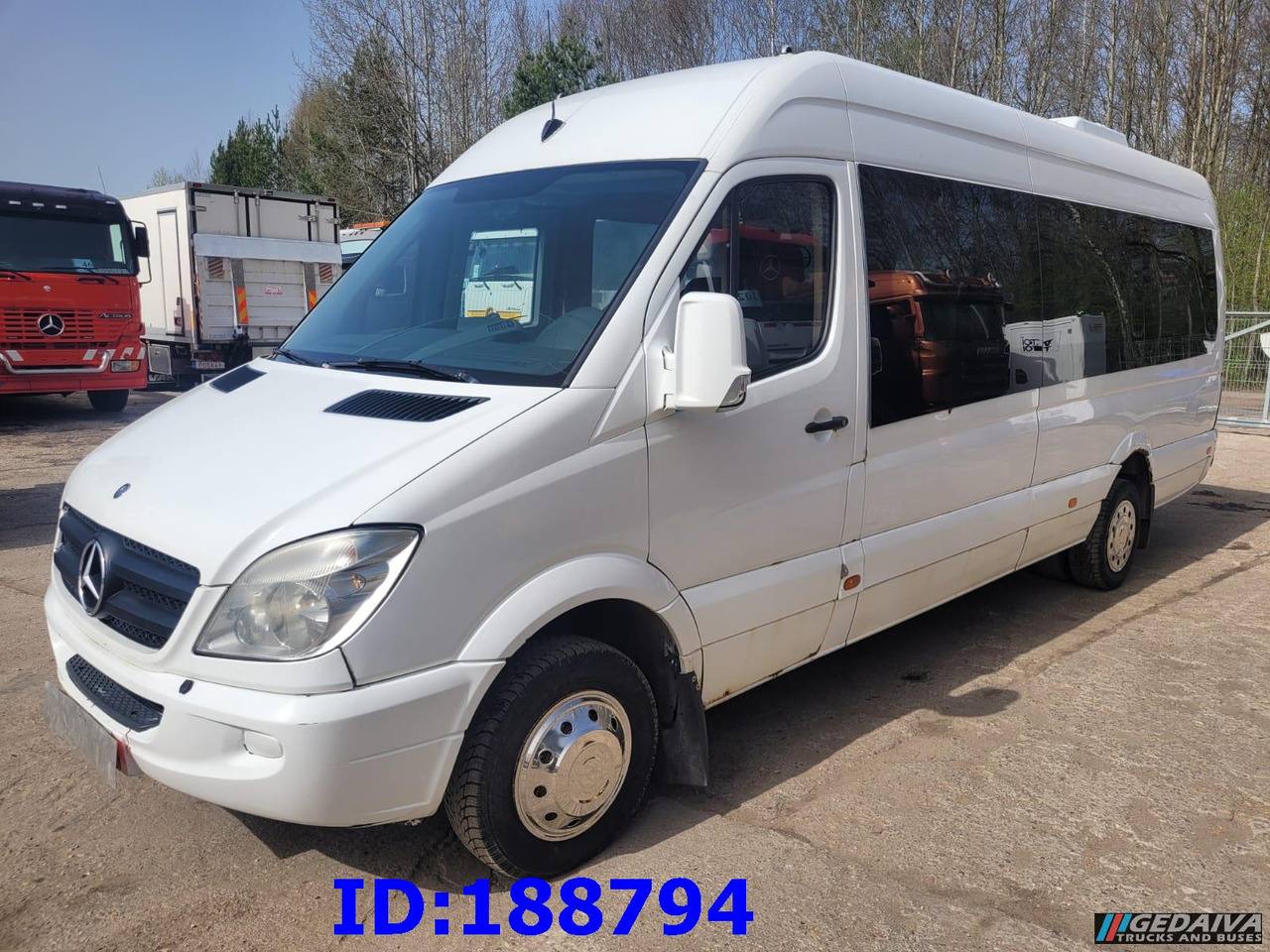 Turistički autobus MERCEDES-BENZ Sprinter 518 -  Kasten VIP - 20 Seater: slika 1