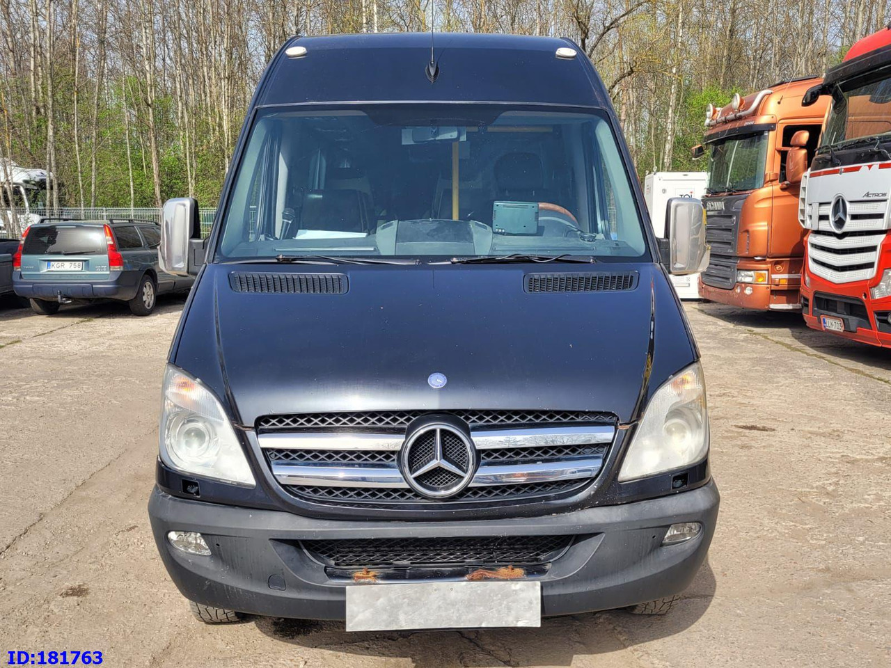 MERCEDES-BENZ Sprinter 518 - VIP - 17 Seater - Turistički autobus: slika 2 MERCEDES-BENZ Sprinter 518 - VIP - 17 Seater - Turistički autobus: slika 2