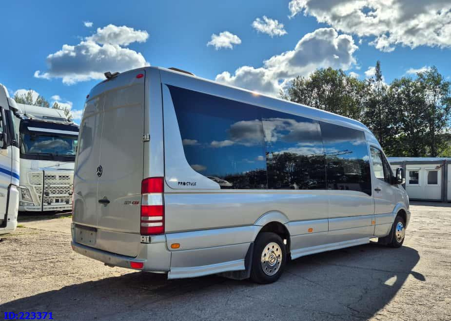 MERCEDES-BENZ Sprinter 518 - VIP - 17-seater - Turistički autobus: slika 5 MERCEDES-BENZ Sprinter 518 - VIP - 17-seater - Turistički autobus: slika 5
