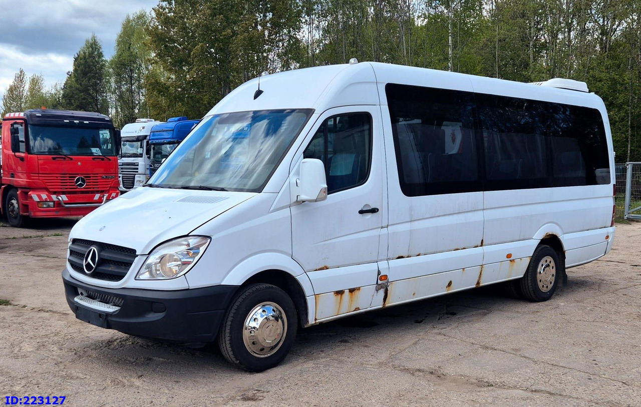 MERCEDES-BENZ Sprinter 518 - VIP -19 Seater - Turistički autobus: slika 4 MERCEDES-BENZ Sprinter 518 - VIP -19 Seater - Turistički autobus: slika 4